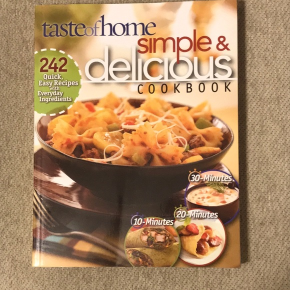 Taste Of Home Other - Taste of Home Simple & Delicious Cookbook